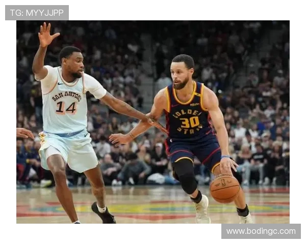 文班33分马刺胜爵士西部第二